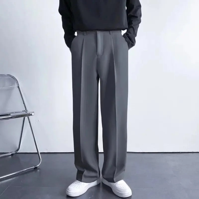 GUNSAN Slim-Fit Trousers