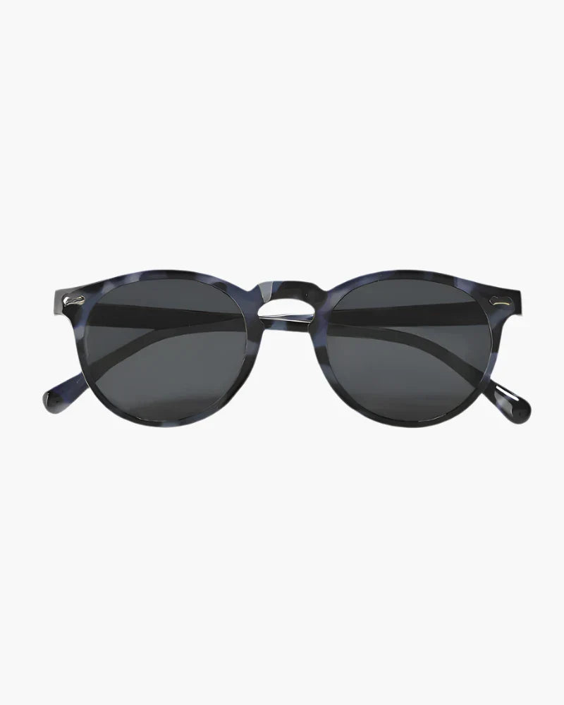 VENICE Old Money Sunglasses – Timeless Vintage-Inspired Eyewear