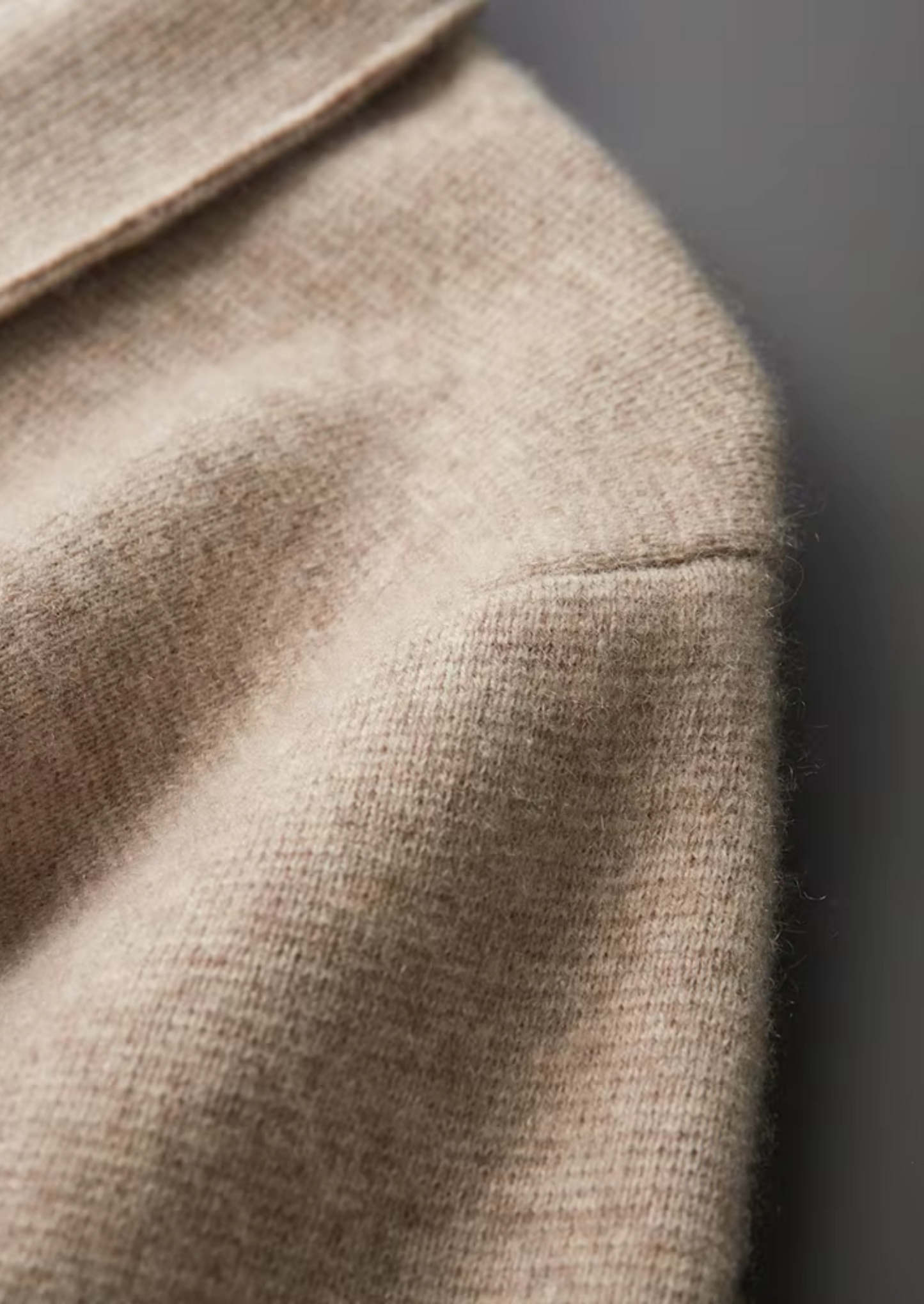 Luxurious Extra-Fine Merino Wool Zip-Front Polo Cardigan