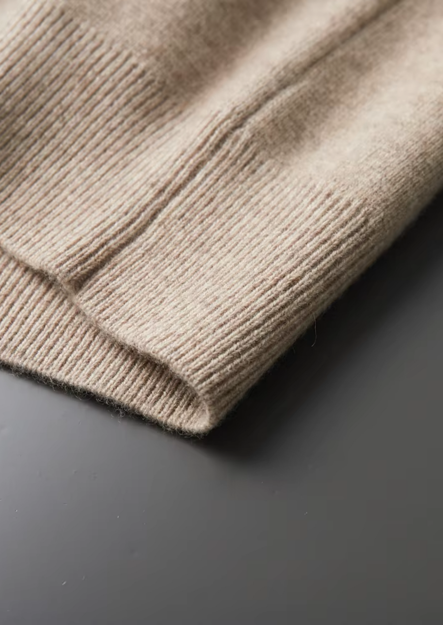 Luxurious Extra-Fine Merino Wool Zip-Front Polo Cardigan