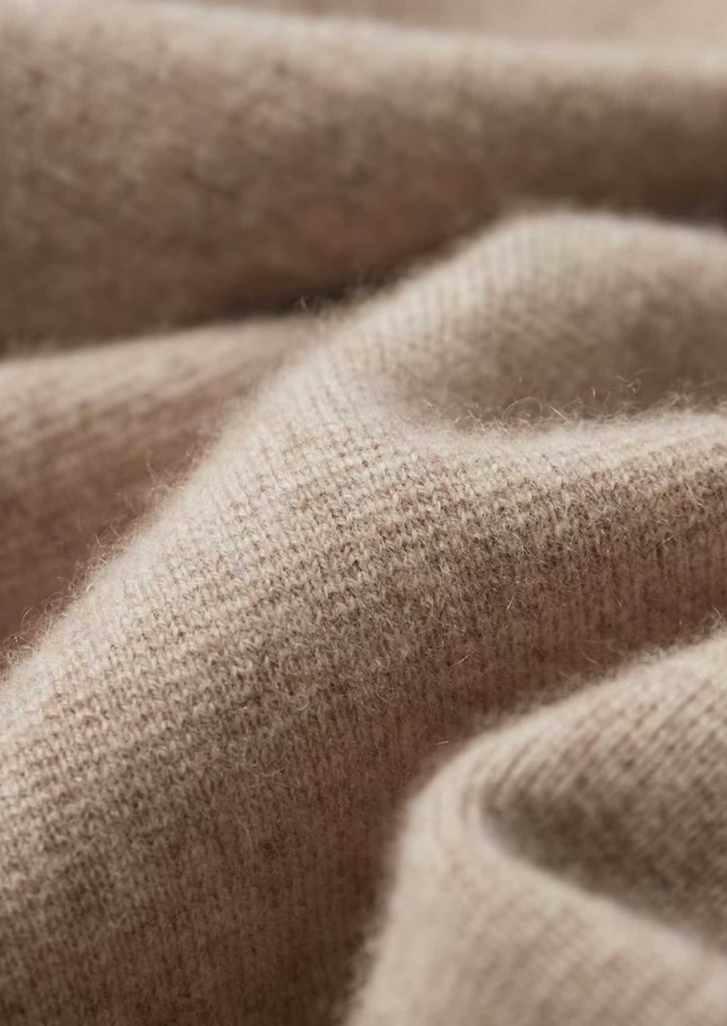 Luxurious Extra-Fine Merino Wool Zip-Front Polo Cardigan