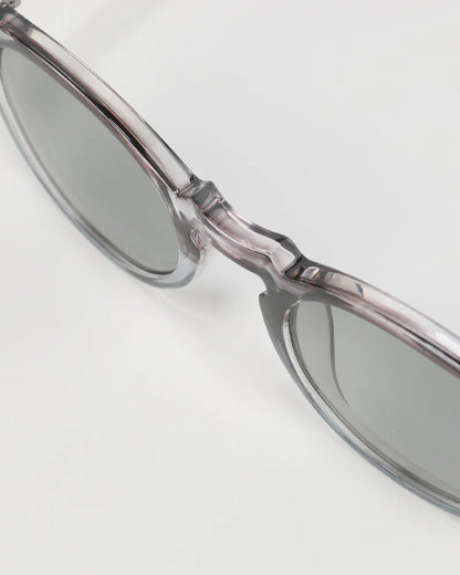 VENICE Old Money Sunglasses – Timeless Vintage-Inspired Eyewear